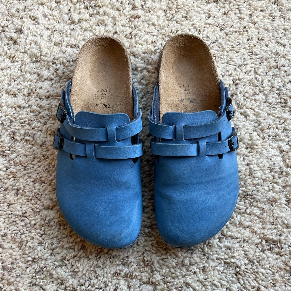 Birki’s Birkenstock Clogs